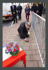 16 StruikelsteenPlaatsen20210501-NR4862-Coll0136