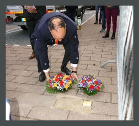 30 StruikelsteenPlaatsen20210501-NR4892-Coll0136