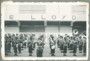 HKV13475IndieJanVanKampenVertrekUitIndonesieZj-Album1p02-Coll0592