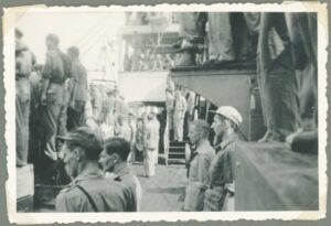 HKV13476IndieJanVanKampenVertrekUitIndonesieZj-Album1p02-Coll0592