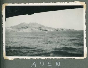 HKV13483IndieJanVanKampenAdenZj-Album1p04-Coll0592