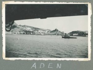 HKV13484IndieJanVanKampenAdenZj-Album1p04-Coll0592