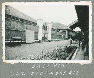 HKV13521IndieJanVanKampenBataviaGev.BoekaroeRiz-Zj-Album1p13-Coll0592