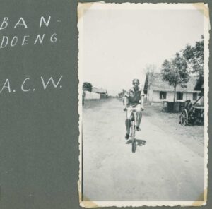 HKV13538IndieJanVanKampenBandoengA.C.W.-Zj-Album1p17-Coll00592